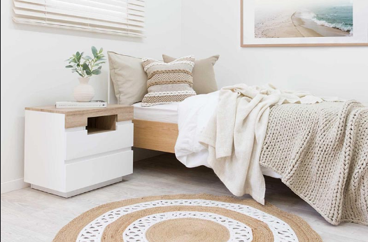 Chiều cao tủ có sự cân đối với giường