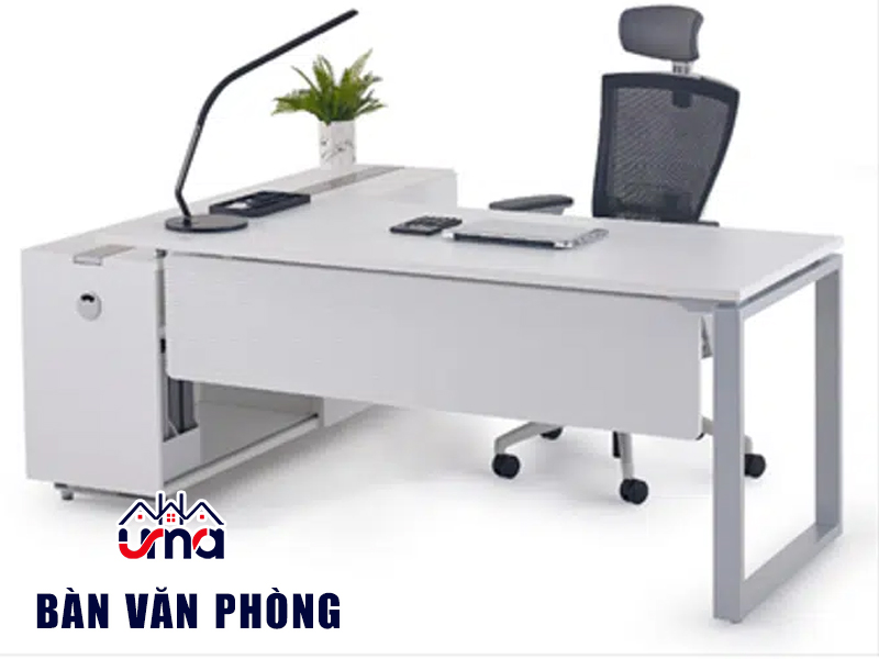 mau-ban-van-phong-gia-re-tai-noi-that-uma