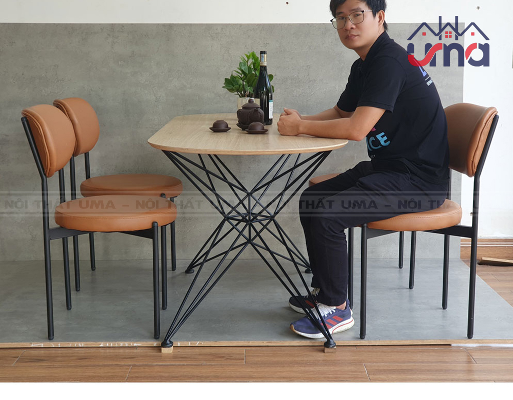 combo-bo-ban-an-mat-go-4-ghe-tien-nghi-bba021