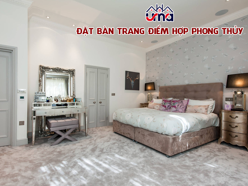 dat-ban-trang-diem-hop-phong-thuy