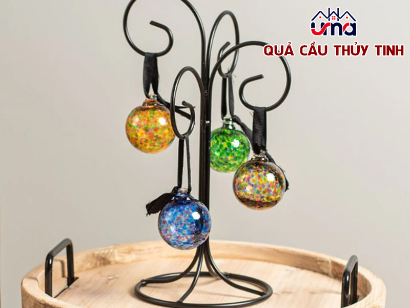 qua-cau-thuy-tinh